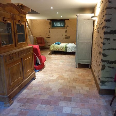 Chambre D'Hotes A Proximite Du Circuit Des 24H Ruaudin Exterior photo